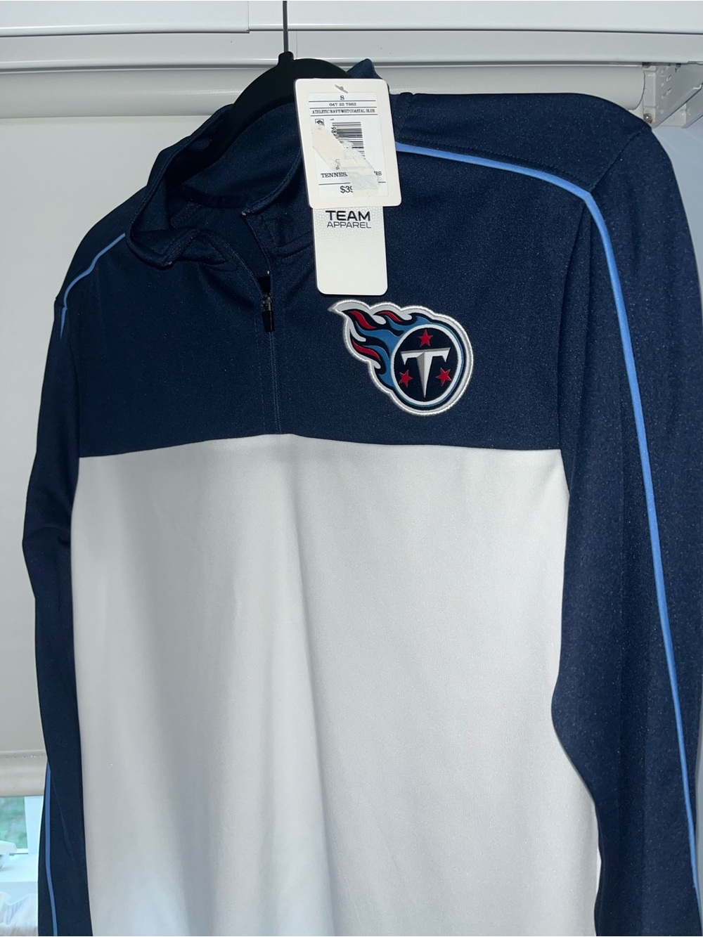 NWT Team Apparel Navy & White Tennessee Titans Half-Zip Pullover